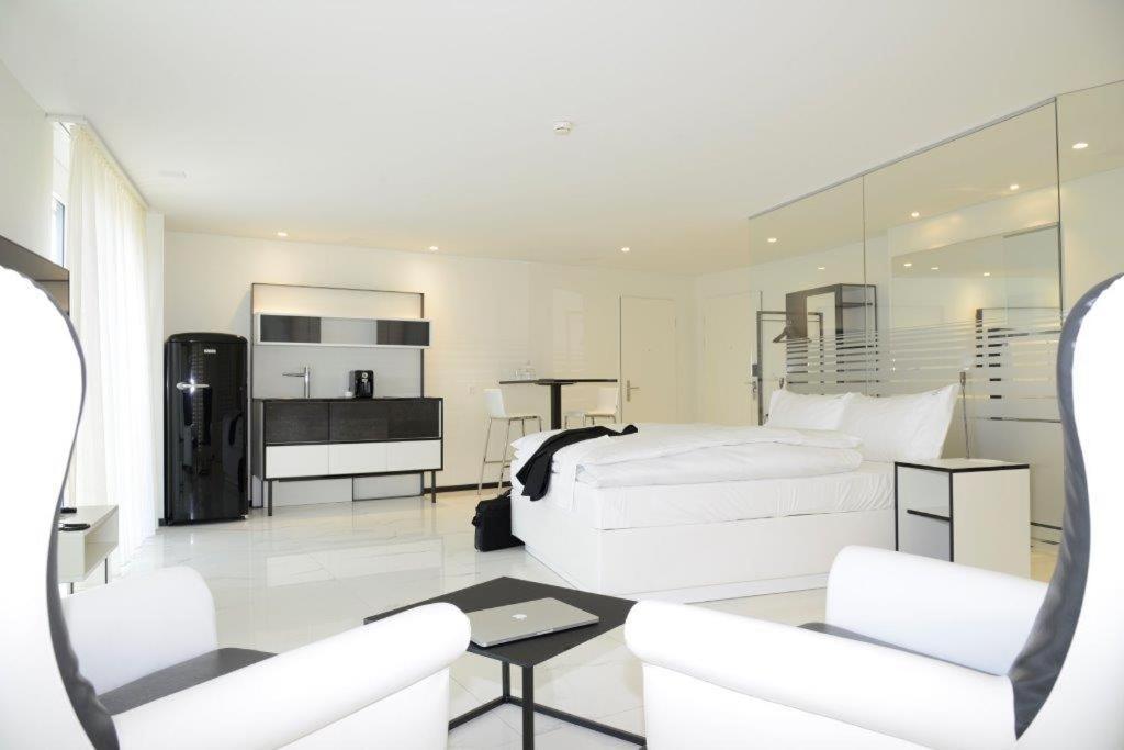 Boutiquehotel Thessoni Classic & Self Service Residence Home Zuerich Regensdorf Bagian luar foto