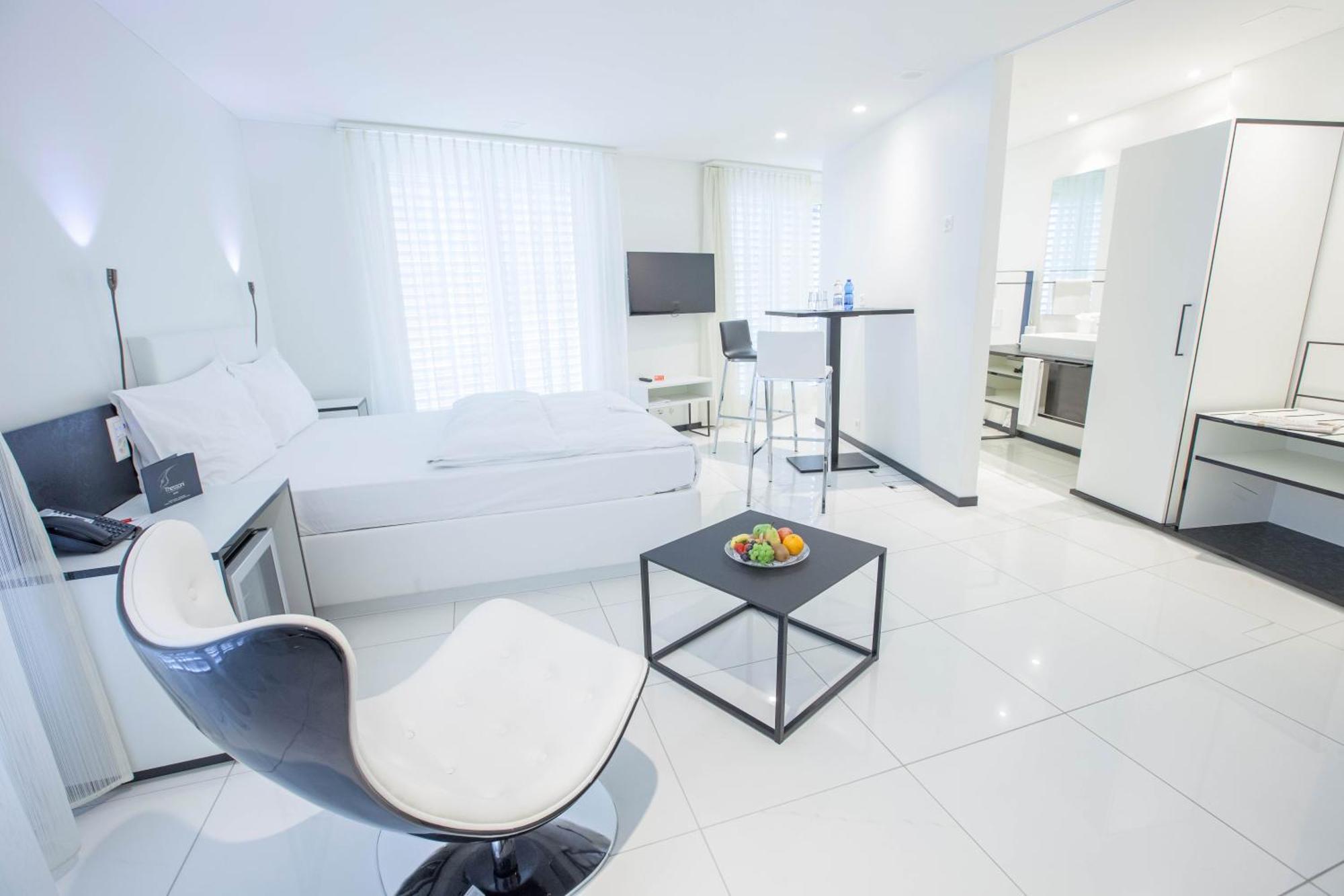Boutiquehotel Thessoni Classic & Self Service Residence Home Zuerich Regensdorf Bagian luar foto