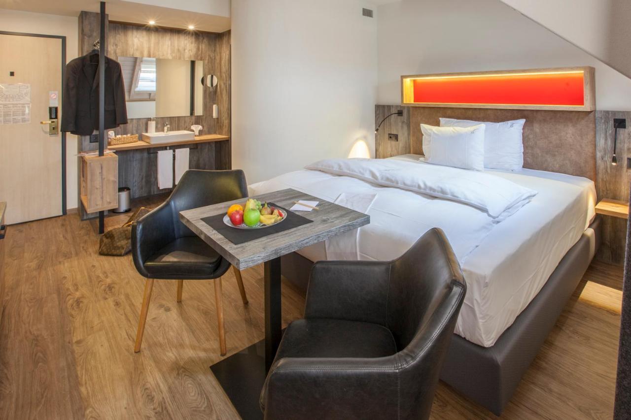 Boutiquehotel Thessoni Classic & Self Service Residence Home Zuerich Regensdorf Bagian luar foto